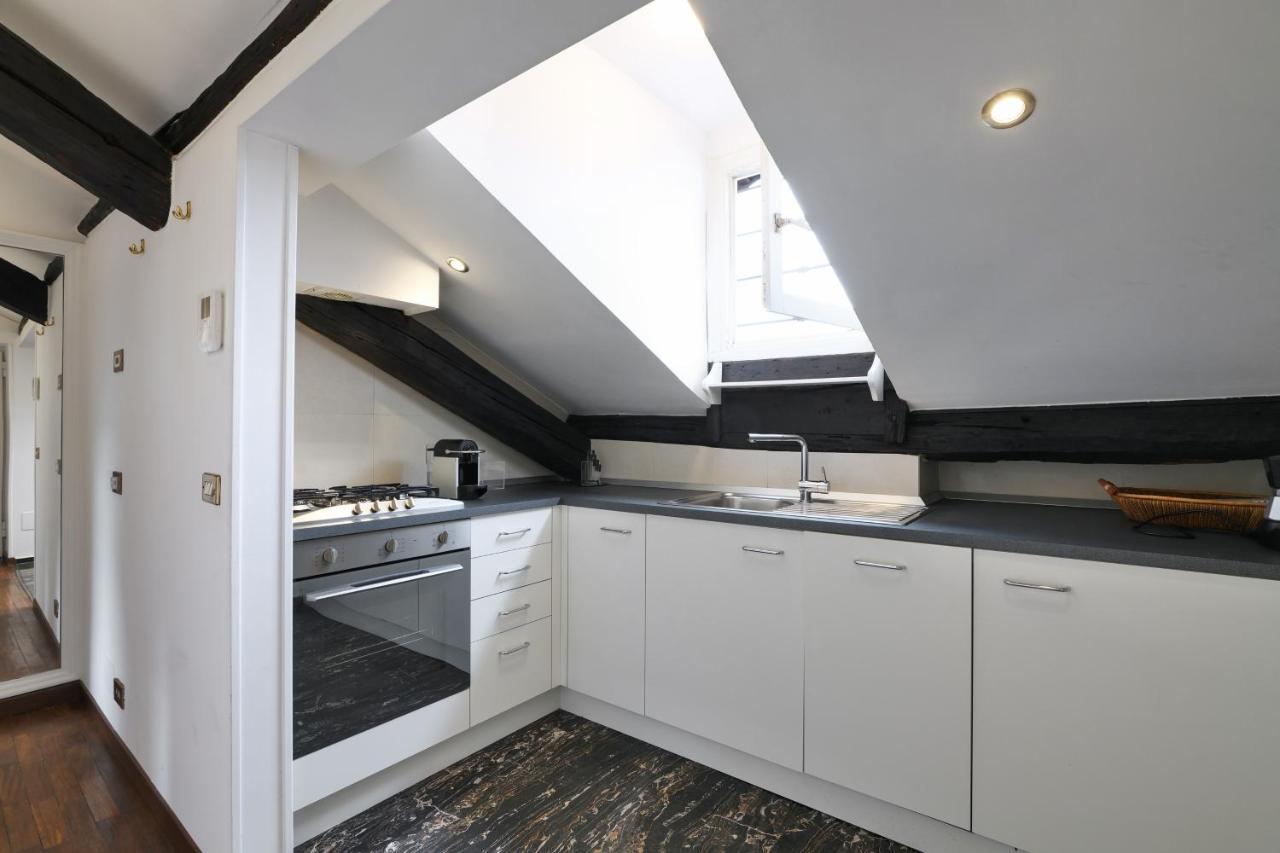 Elegant P.venezia Attic Appartamento Milano