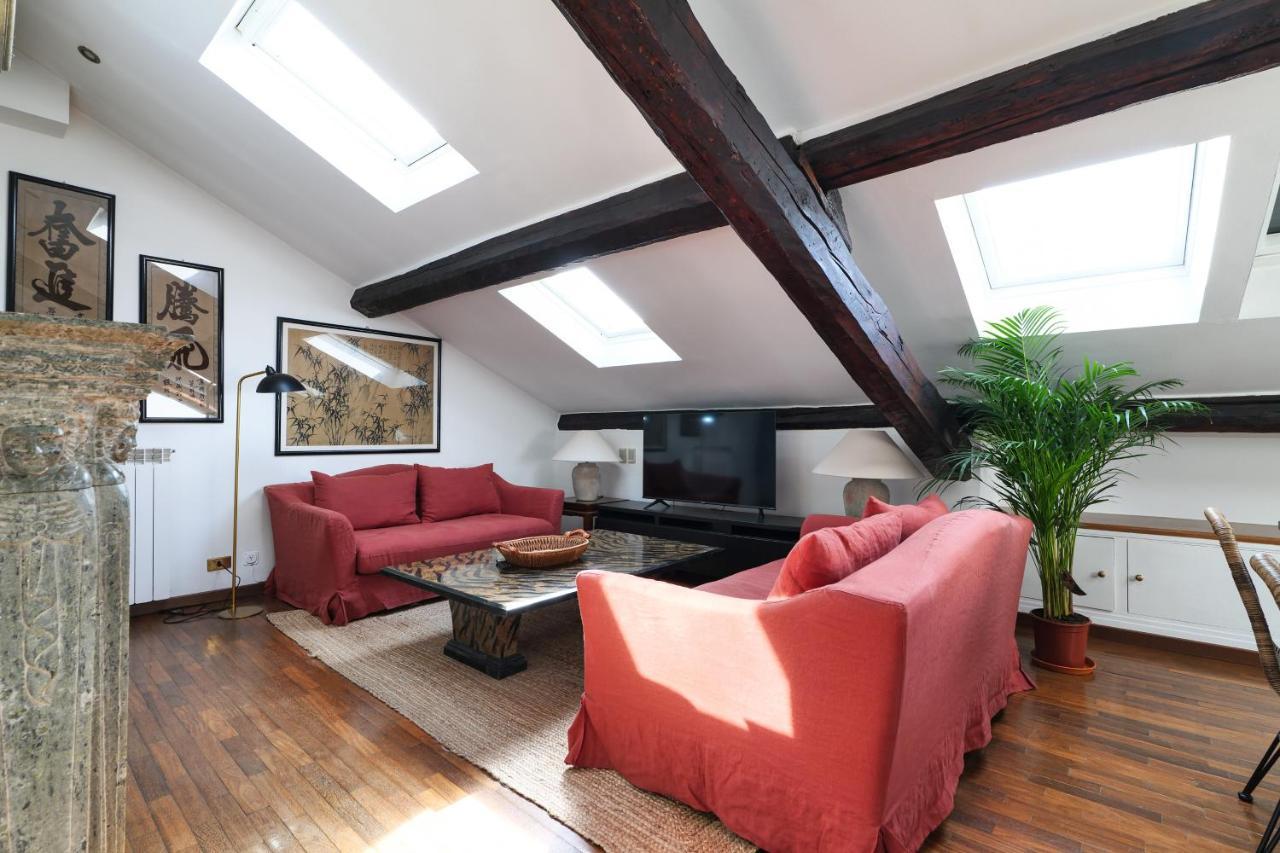 Appartamento Elegant P.venezia Attic